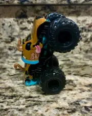 Spin Master Monster Jam Scooby Doo Wheelie Truck 1/64 New