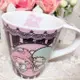 ♥小花花日本精品♥ 三麗鷗 雙子星 黑底 粉色線條 滿版圖 陶瓷馬克杯 握把杯 水杯 茶杯 11605409