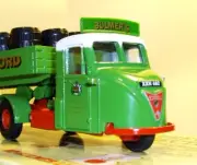 CORGI 15202 Die cast 1:50 SCAMMEL SCARAB w/ BARREL HP BULMERS LTD.