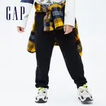 GAP 男童裝 LOGO素色刷毛運動長褲 碳素軟磨系列-黑色(744369)