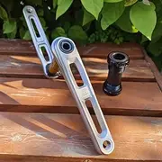 Bicycle Crankset, 1 Pair Bike Crank Arm 165mm 172mm 175mm Bicycle Aluminum Alloy Single Chainring Hollow Integrated Crank Arm with Bottom Bracket for Road Bike