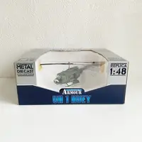 在飛比找樂天市場購物網優惠-Armour 1:48 UH 1 HUEY “WASP” H