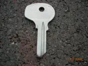 KEY BLANK PORSCHE DM4 795K DO8 P-17 PH11 POR2