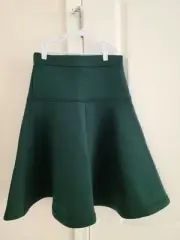 Upper Crust Green Skirt 12