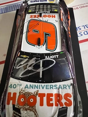Autographed Chase Elliott 2023 #9 HMS 1/24 Hooters Chicago Street RV CC Camaro