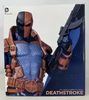 Deathstroke Bust DC Comics Super Villain's The New 52 DC Collectibles Open Box