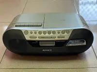 在飛比找Yahoo!奇摩拍賣優惠-缺貨 手提音響 CD播放器 卡帶 廣播 新力 索尼 SONY