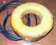 302-0078 Onan Current Transformer RATIO 100/5 MODEL TT 2 WIRES 1 VOLT AMPS CAP