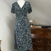 Nordstrom Leith Women's XXS wrap dress. With flutter sleeves. NWT