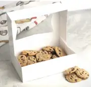 Window Bakery Box 8" x 5 3/4" x 2 1/2" White Kraft Paperboard - 25 Pieces