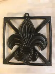 Cookware Accessories Cast Iron Fleur De Lis Trivet - Wall Hanging Counter Top