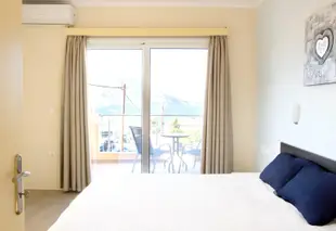 喀帕蘇斯精彩海景一房公寓飯店 - 附陽台及無線上網 - 離海灘 100 公尺
