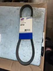 CARQUEST /DAYCO INDUSTRIAL V-BELT;P/N BP30.