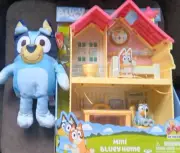 “BLUEY” Mini House Playset & TY Bluey Plush Set