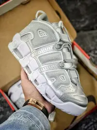 在飛比找Yahoo!奇摩拍賣優惠-NIKE AIR MORE UPTEMPO 大AIR 皮蓬 