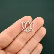 4 Lotus Connector Charms Antique Silver Tone - SC6263