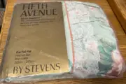 Vtg Fifth Avenue By Stevens Cottage Flowers Full Flat Sheet Ruffle Edging & Lace