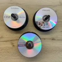 在飛比找蝦皮購物優惠-[滿額免運💕全新現貨] DVD-R CD-R 空白光碟片 空