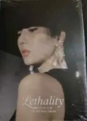 kwon eunbi sells 3 mini albums as an sealed Elbum set
