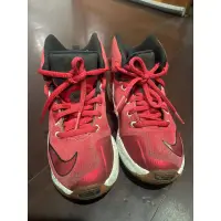 在飛比找蝦皮購物優惠-Nike童鞋lebron james 系列籃球鞋