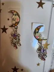 VINTAGE NOS MOONSHINE MOON LUNCH AT THE RITZ SWAROVSKI HAND PAINTED EARRINGS