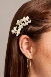 White 9 Pack Pearl Claw Clips - Size ONE, Women's Hair Accessory