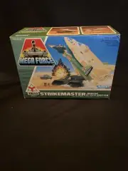 Kenner Mega Force TRIAX STRIKEMASTER ORBITAL ATTACK SHUTTLE 1990s New Sealed