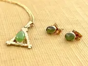 NOS Vintage 12k Gold Filled 16 Inch Jade Pendant & Earring Set
