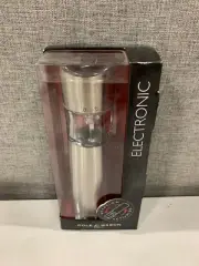 Cole and Mason Electric Salt Shaker H306941U