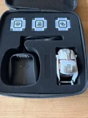 Anki Cozmo Robot 300-00046 Complete W/ 3 CUBES, CHARGING DOCK/BASE, CARRY CASE