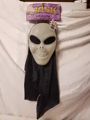 VTG Kmart 1999 Glow In The Dark Mask Paper Magic Group Great For Halloween NWT
