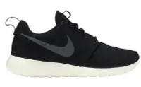 在飛比找Yahoo!奇摩拍賣優惠-BEETLE NIKE ROSHE RUN ONE 黑白 全