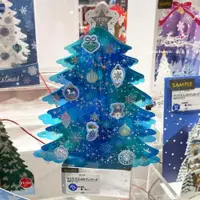 在飛比找ETMall東森購物網優惠-日本人氣圣誕節日平安夜禮物樹發光唱歌音樂治愈禮品帶信封手寫卡