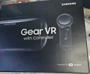 Samsung SMR324 Gear VR with Controller - OCULUS New In Box Sealed