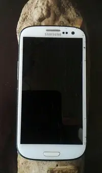 在飛比找Yahoo!奇摩拍賣優惠-$$【故障機】三星Samsung GT-i9300 SIII