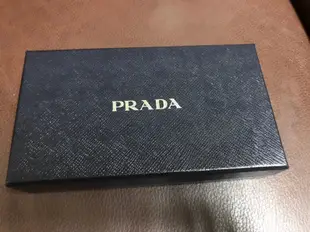 PRADA 全新品 1M1132 藕色女長夾（保卡、原廠盒都有）義大利購入（可議）
