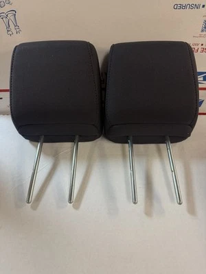2007-2012 Nitro Liberty Rear Back Seat Headrests Head Rests Set Pair Black Cloth