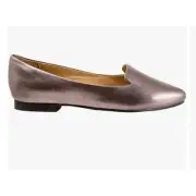 Trotters Harlowe Leather Flats Pewter Size 9.5 NIB Sleek Pointed Toe Comfy