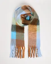 Andrea Scarf