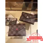 二手LOUIS VUITTON LV VICTORINE 經典老花 扣式 短夾