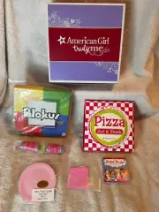 American Girl Truly Me Pizza Party Set I - Heart Pizza & Blokus Game RETIRED NEW