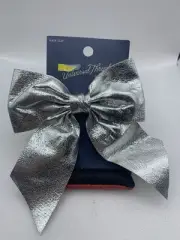 Universal Thread Silver Hair Bow Clip New 90% Polyester ZP