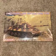 Dragon 1/35 Jagdtiger BRAND NEW