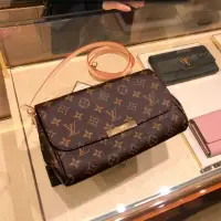 在飛比找蝦皮購物優惠-LV M40717 Favorite Monogram PM