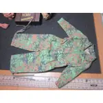 WJ5二戰部門 1/6德軍綠系迷彩連身作戰服一件(繫繩綁腿) 似技工服/暴走族潮偶可搭