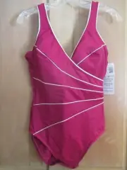 NEW MIRACLESUIT Size 14 Horizon One PIECE SWIMSUIT $150 Retail Fuchsia Slimming