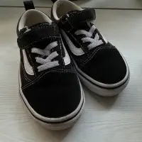 在飛比找蝦皮購物優惠-Vans OLD SKOOL 童鞋  黑色 魔鬼氈  二手 