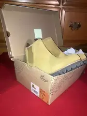 Chaco Women Fields Chelsea Boots MUSTARD SUEDE USA 8 uk 6 Eur 39 Cm 25 Brand New