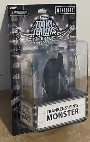 NECA Toony Terrors Silver Screen: FRANKENSTEIN’S MONSTER Black & White