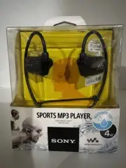 Sony Sports MP3 Player Waterproof Walkman NWZ-W273S 4GB New Sealed...